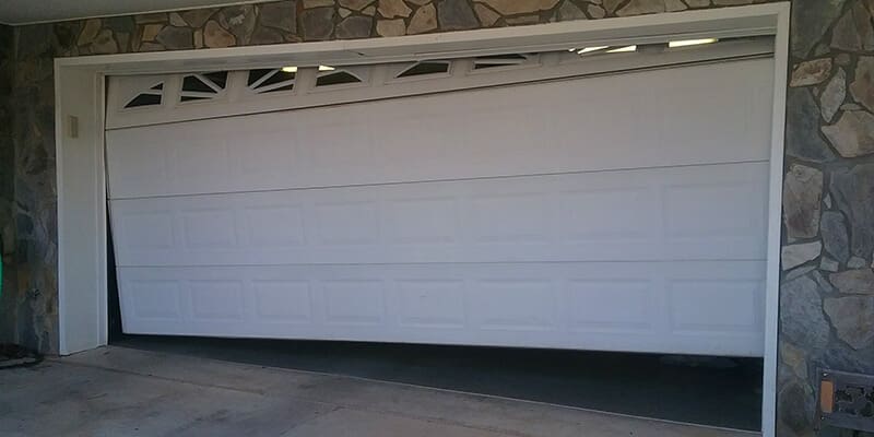 Who Can Fix Garage Doors Near Me in Houston, TX?